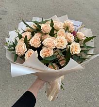 Букет Кремовые розы Латте в Павловской