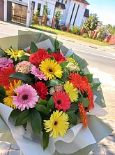 Букет цветов из:  Герберы #REPLACE_PRED# Павловской