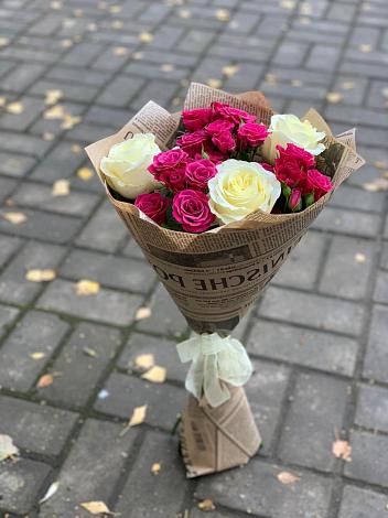 Букет цветов из: Розы в Павловской